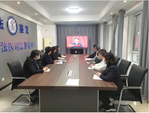 关于组织观看二十大会议实况 会议学习心得