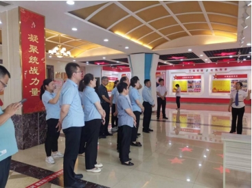 迎“七一”主题党建活动